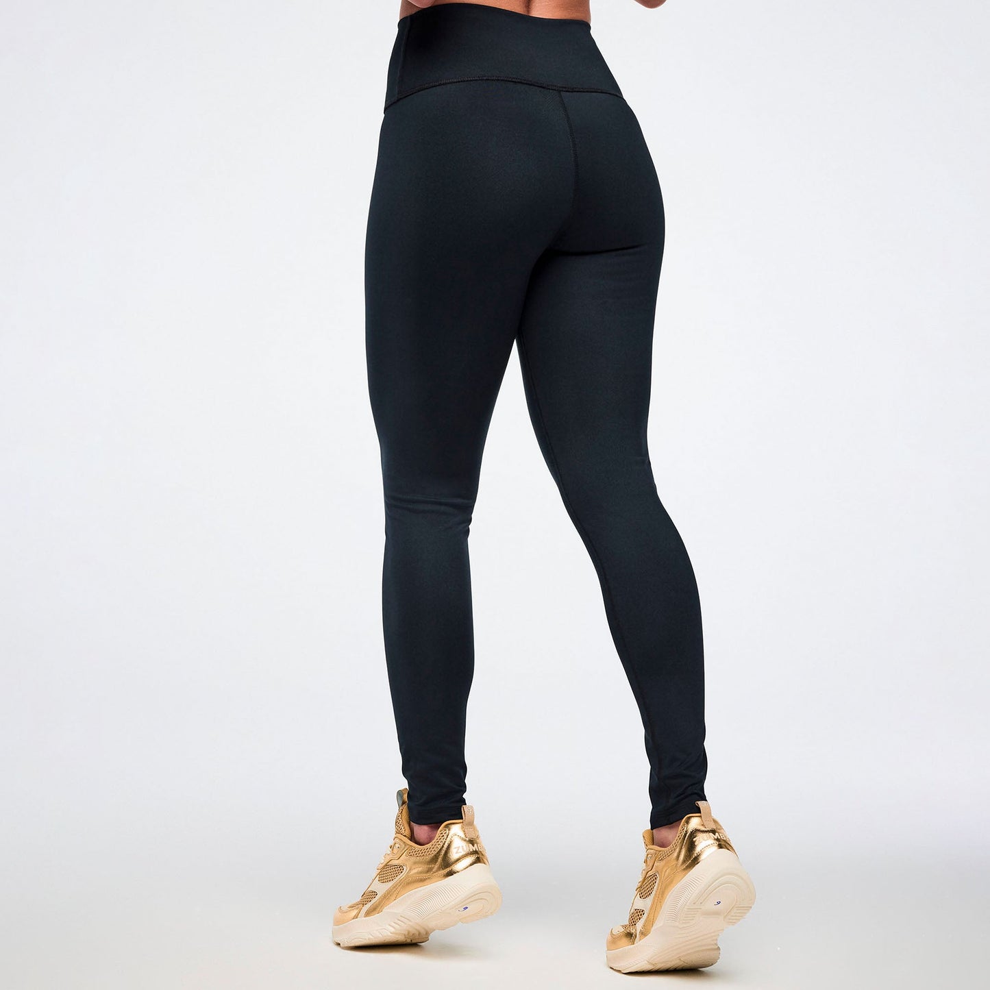 Worldwide High Waisted Ankle Legging