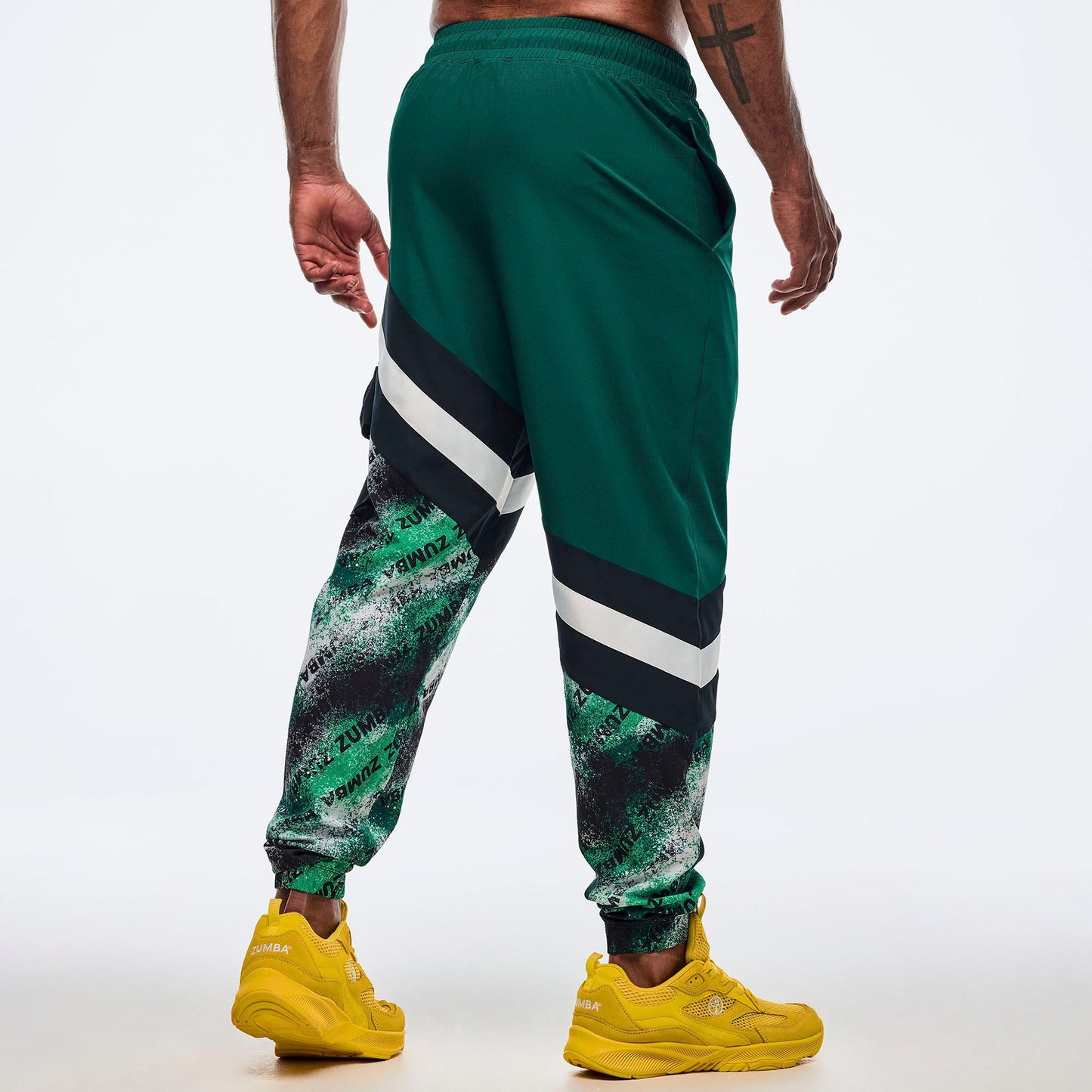 Apres Zumba Men's Woven Cargo Pants