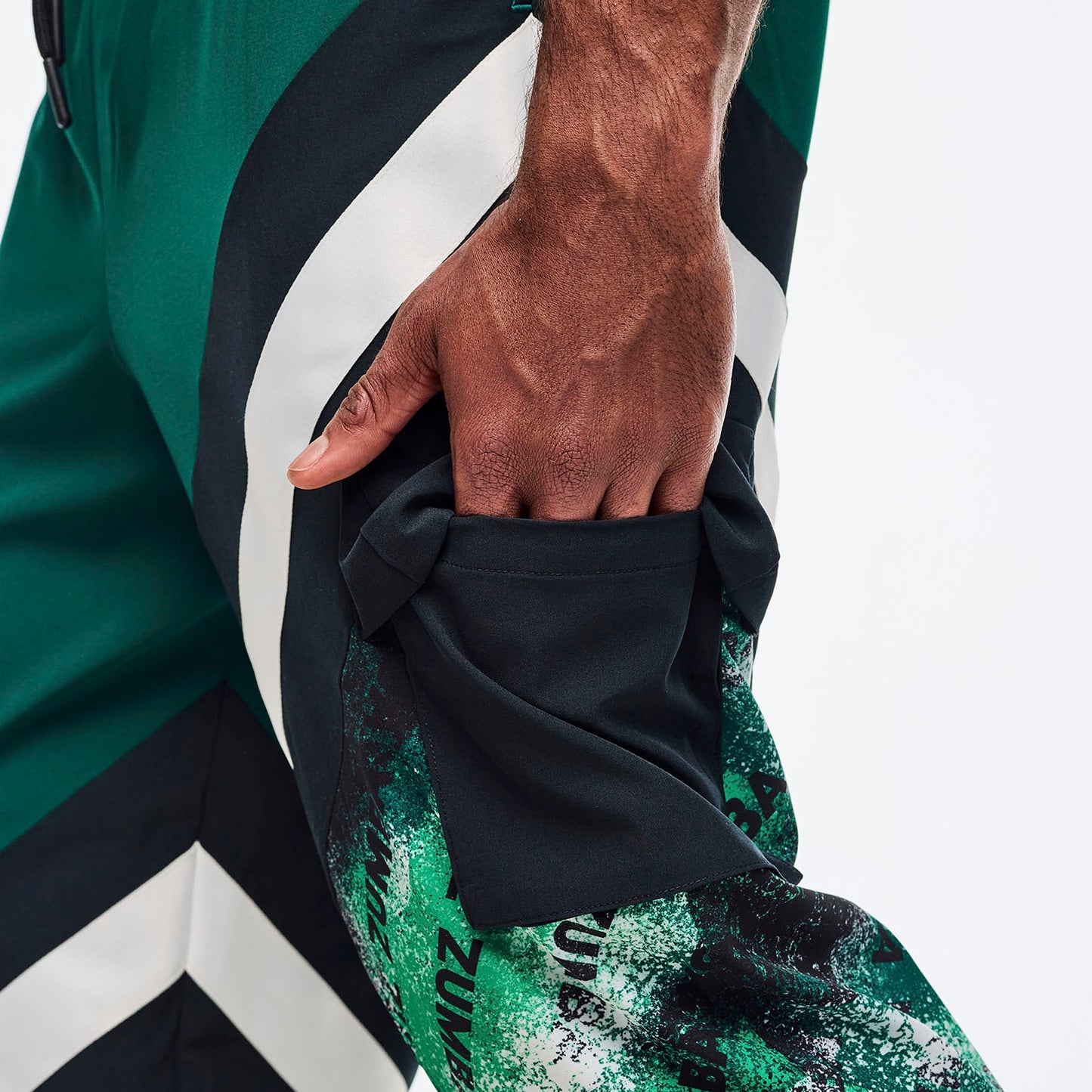 Apres Zumba Men's Woven Cargo Pants