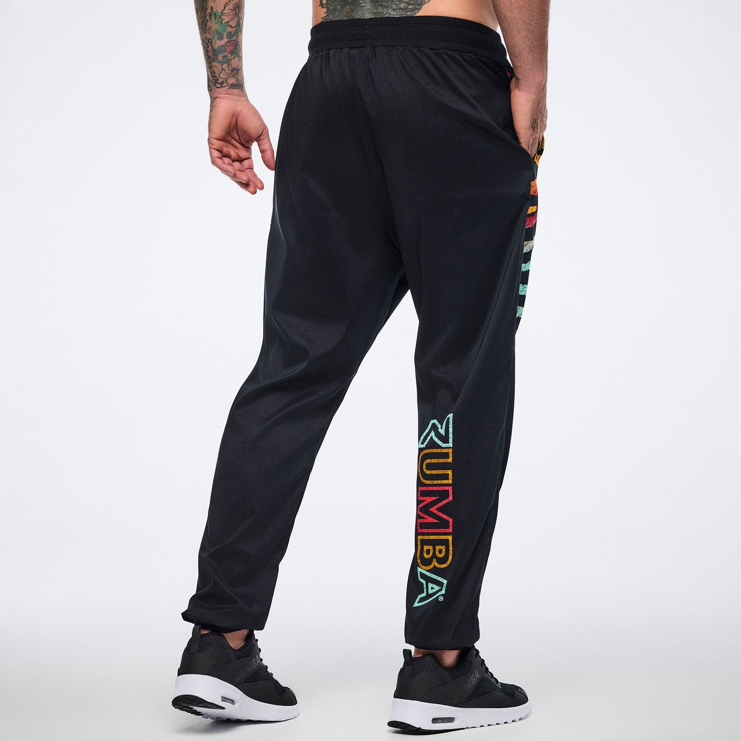 Wildbeat Men's Woven Joggers