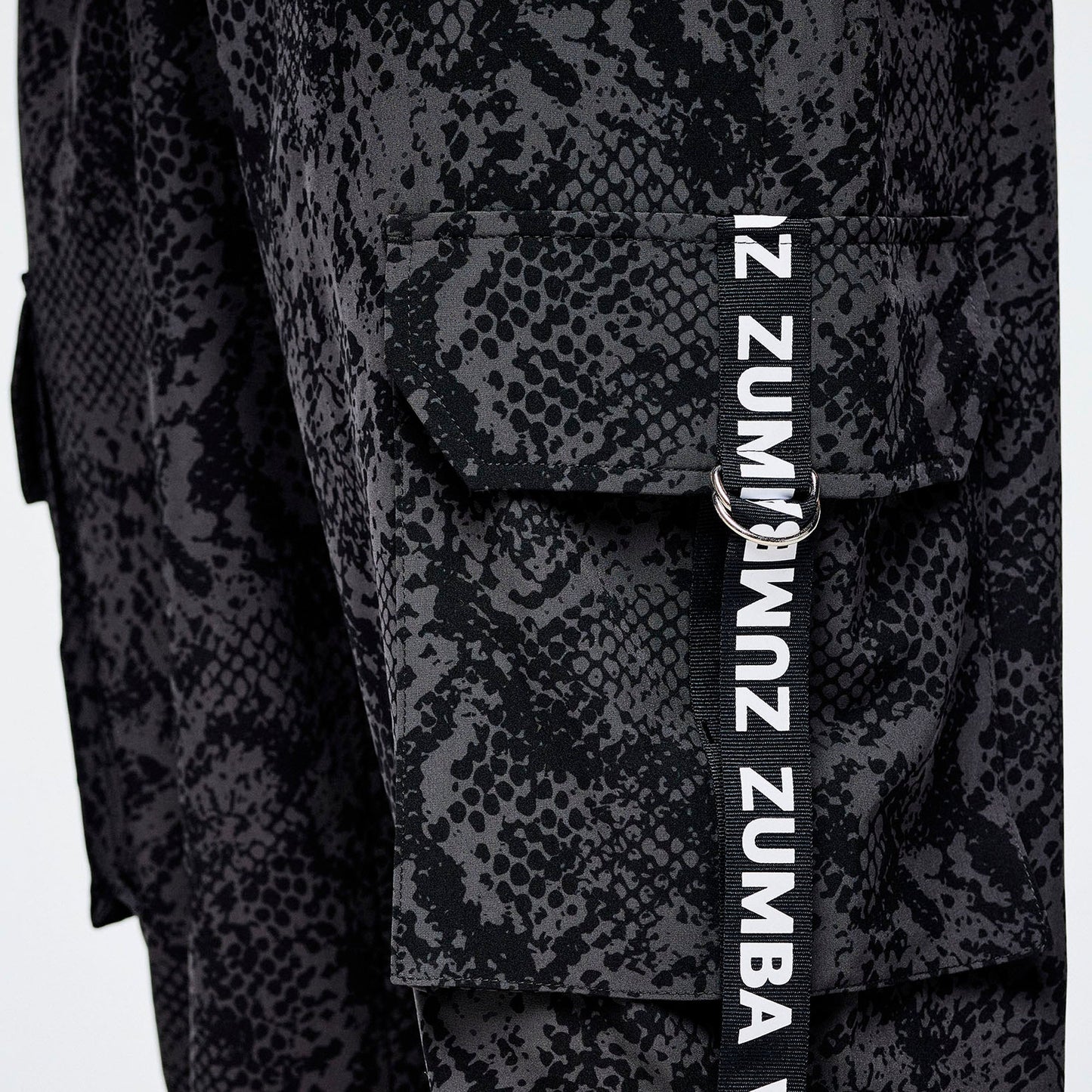 Rock 'n' Roll Men's Woven Cargo Pants Z2B000117