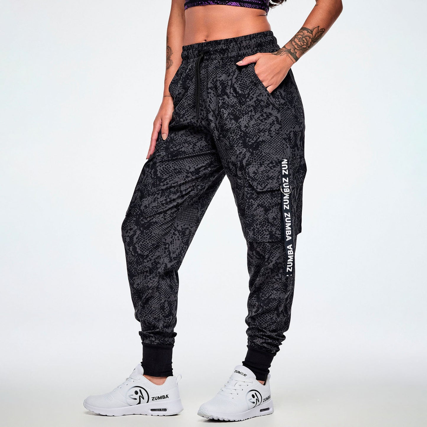 Rock 'n' Roll Men's Woven Cargo Pants Z2B000117