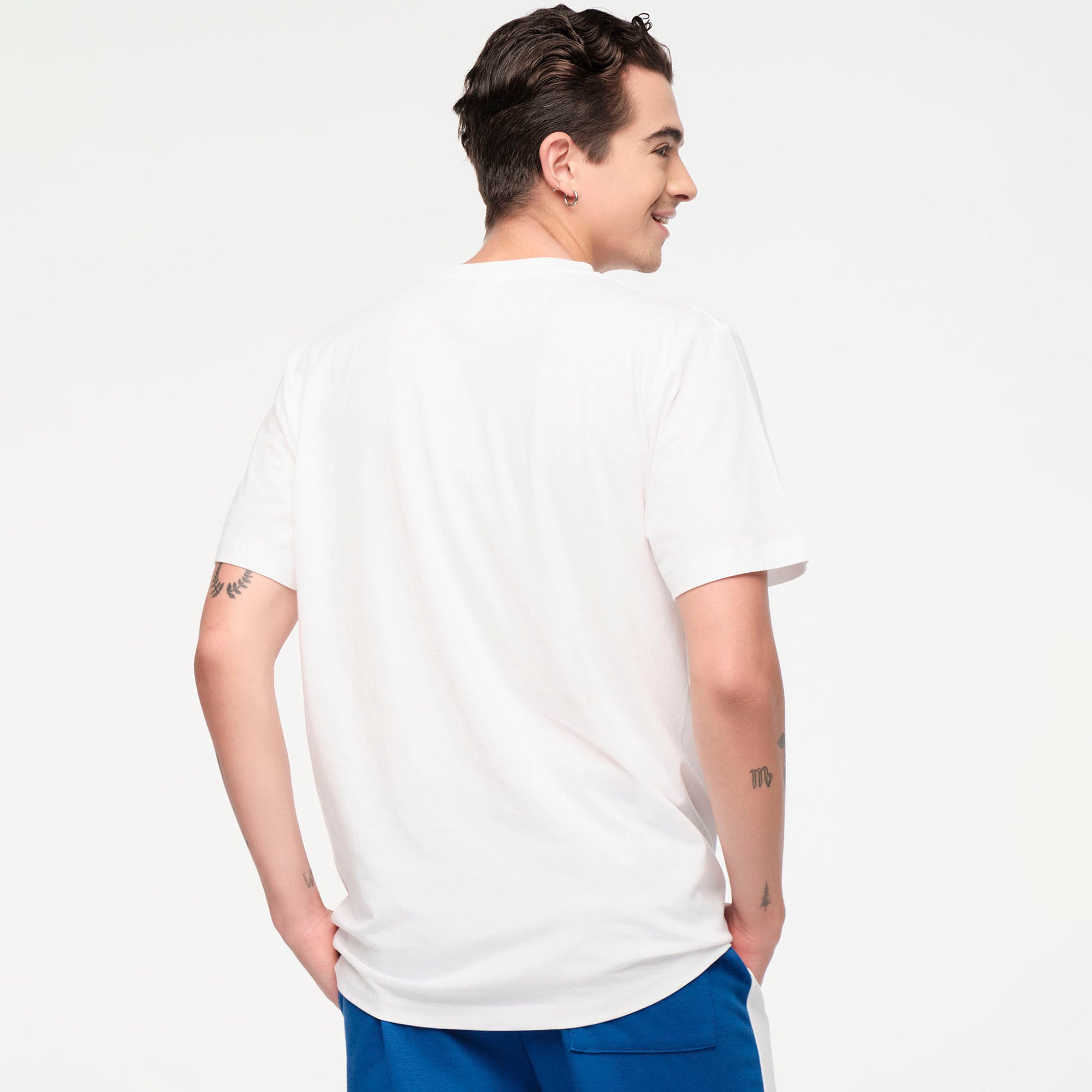 Zumba X Peanuts Tee (One Size) – zumbawearth.com